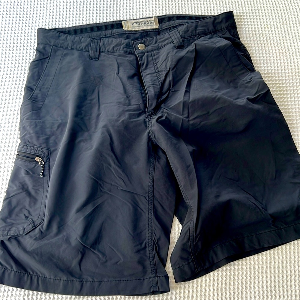 Mountain Khaki’s Men’s Short in Black
